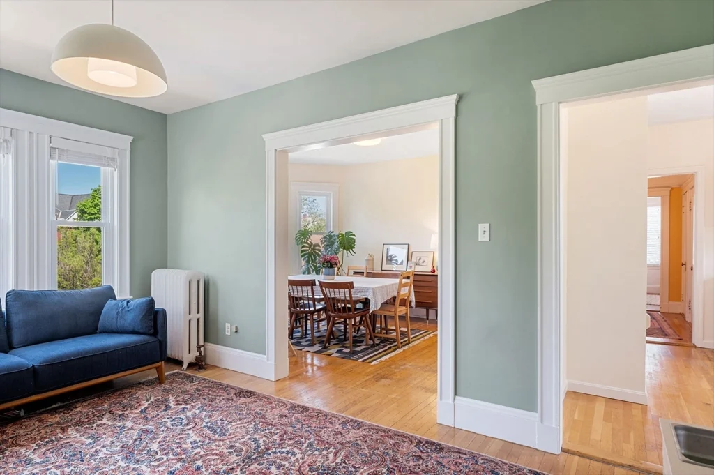 2 bed, 1 bath apartment for rent at 4 Linden Ct Unit 3, Coolidge Corner — photo 9 of 42