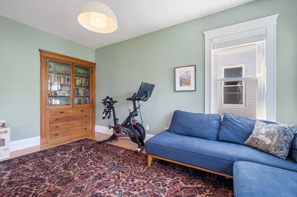2 bed, 1 bath apartment for rent at 4 Linden Ct Unit 3, Coolidge Corner — photo 31 of 42
