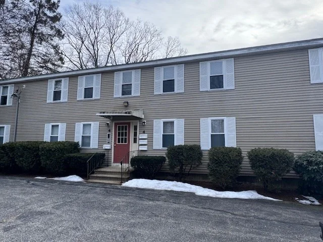 2 bed, 1 bath apartment for rent at 4 Linwood St Unit 4, Webster — photo 1 of 19