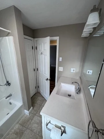 2 bed, 1 bath apartment for rent at 4 Linwood St Unit 4, Webster — photo 10 of 19