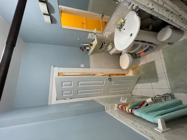 3 bed, 1 bath apartment for rent at 4 Litchfield St Unit 2, Allston — photo 13 of 15