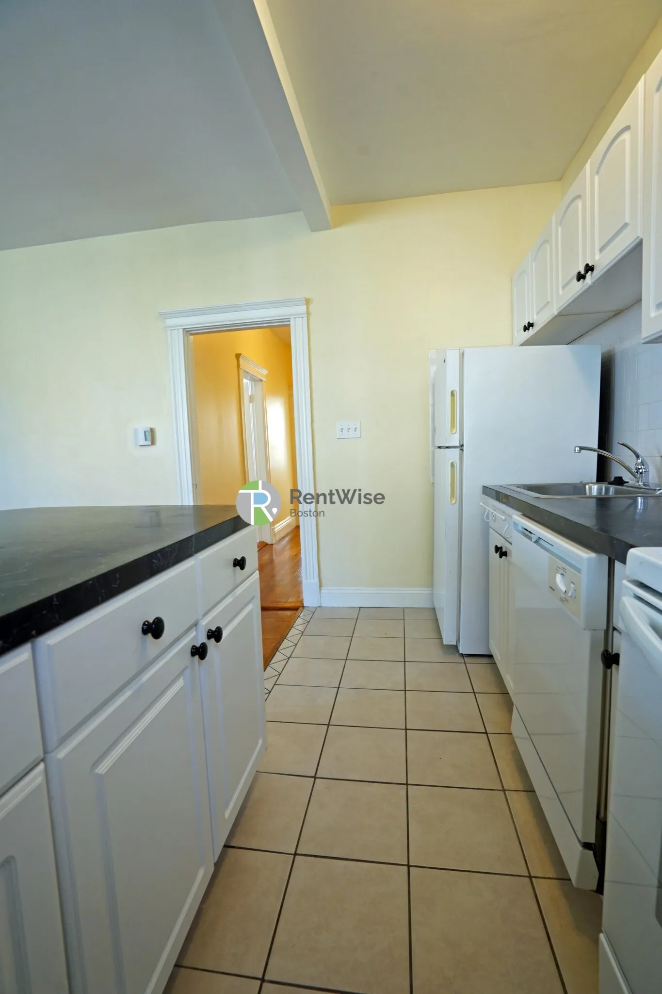 2 bed, 1 bath apartment for rent at 4 Lorraine Ter Unit 1, Allston — photo 9 of 22