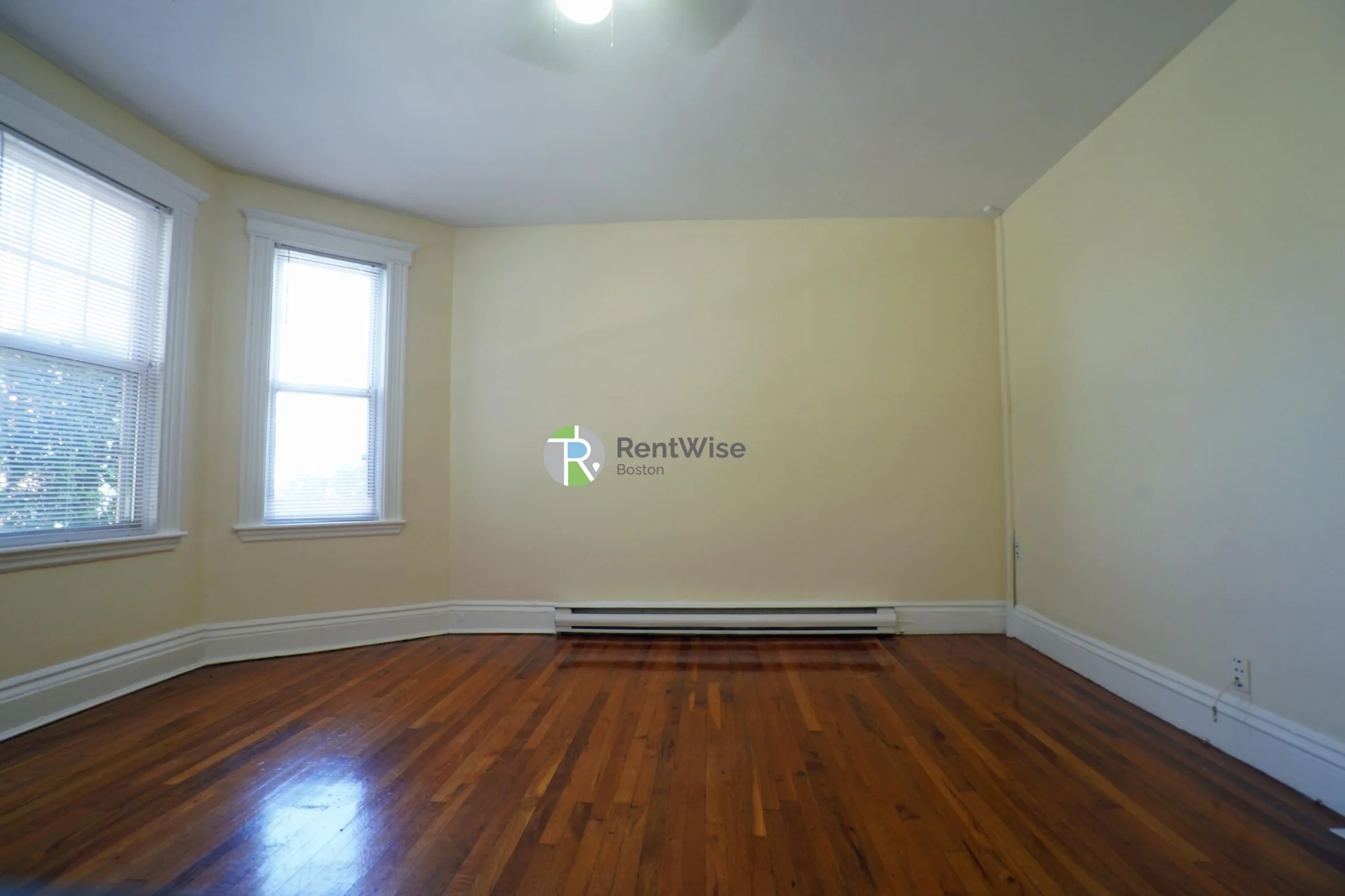 2 bed, 1 bath apartment for rent at 4 Lorraine Ter Unit 1, Allston — photo 3 of 22