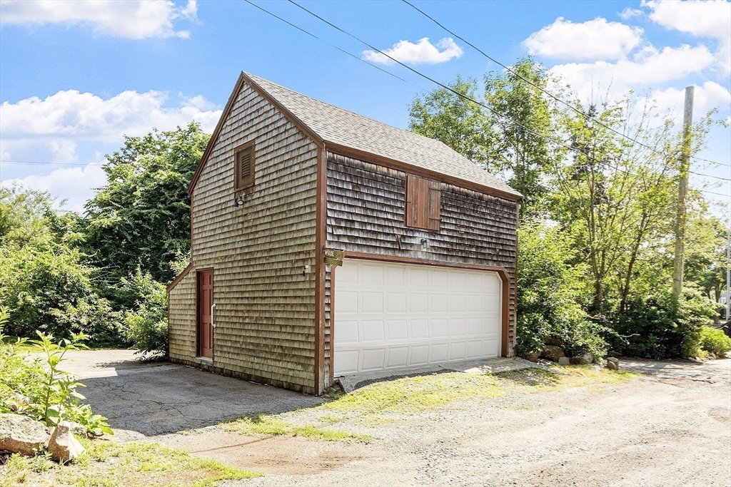 4 bed, 2 bath apartment for rent at 4 Lowest Ln Unit 0, Rockport — photo 36 of 36
