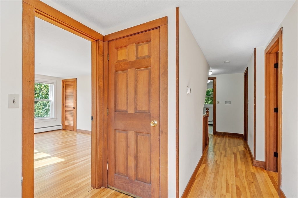 4 bed, 2 bath apartment for rent at 4 Lowest Ln Unit 0, Rockport — photo 30 of 36