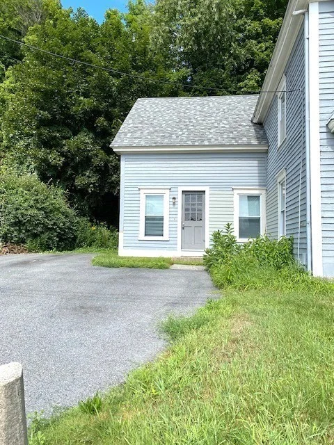 1 bed, 1 bath apartment for rent at 4 Main St Unit A, Sterling