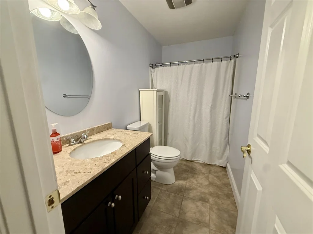 2 bed, 2 bath apartment for rent at 4 Marc Dr Unit 4D7, West Plymouth — photo 8 of 9