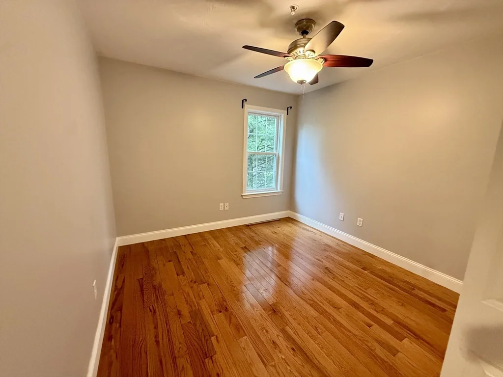 2 bed, 2 bath apartment for rent at 4 Marc Dr Unit 4D7, West Plymouth — photo 6 of 9