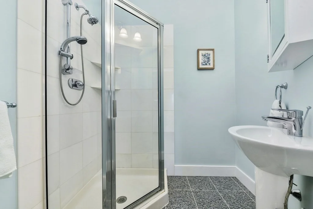 3 bed, 2 bath apartment for rent at 4 Margin Ct Unit 4B, Cohasset — photo 24 of 30