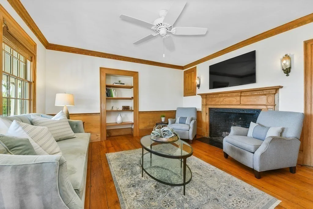 3 bed, 2 bath apartment for rent at 4 Margin Ct Unit 4B, Cohasset — photo 10 of 30