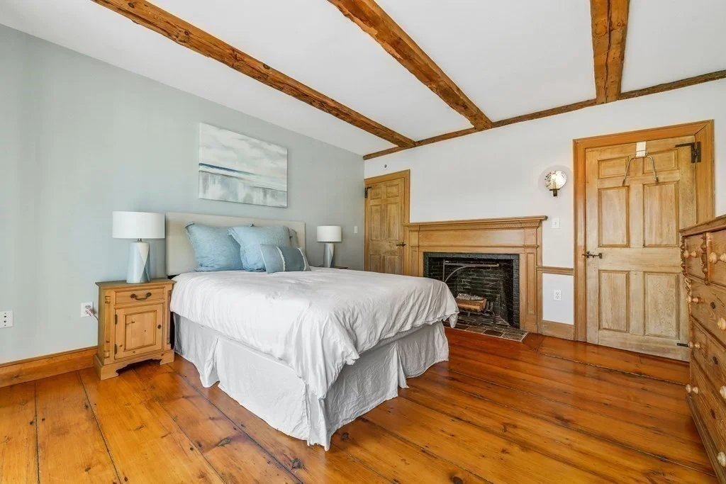 3 bed, 2 bath apartment for rent at 4 Margin Ct Unit 4B, Cohasset — photo 15 of 30