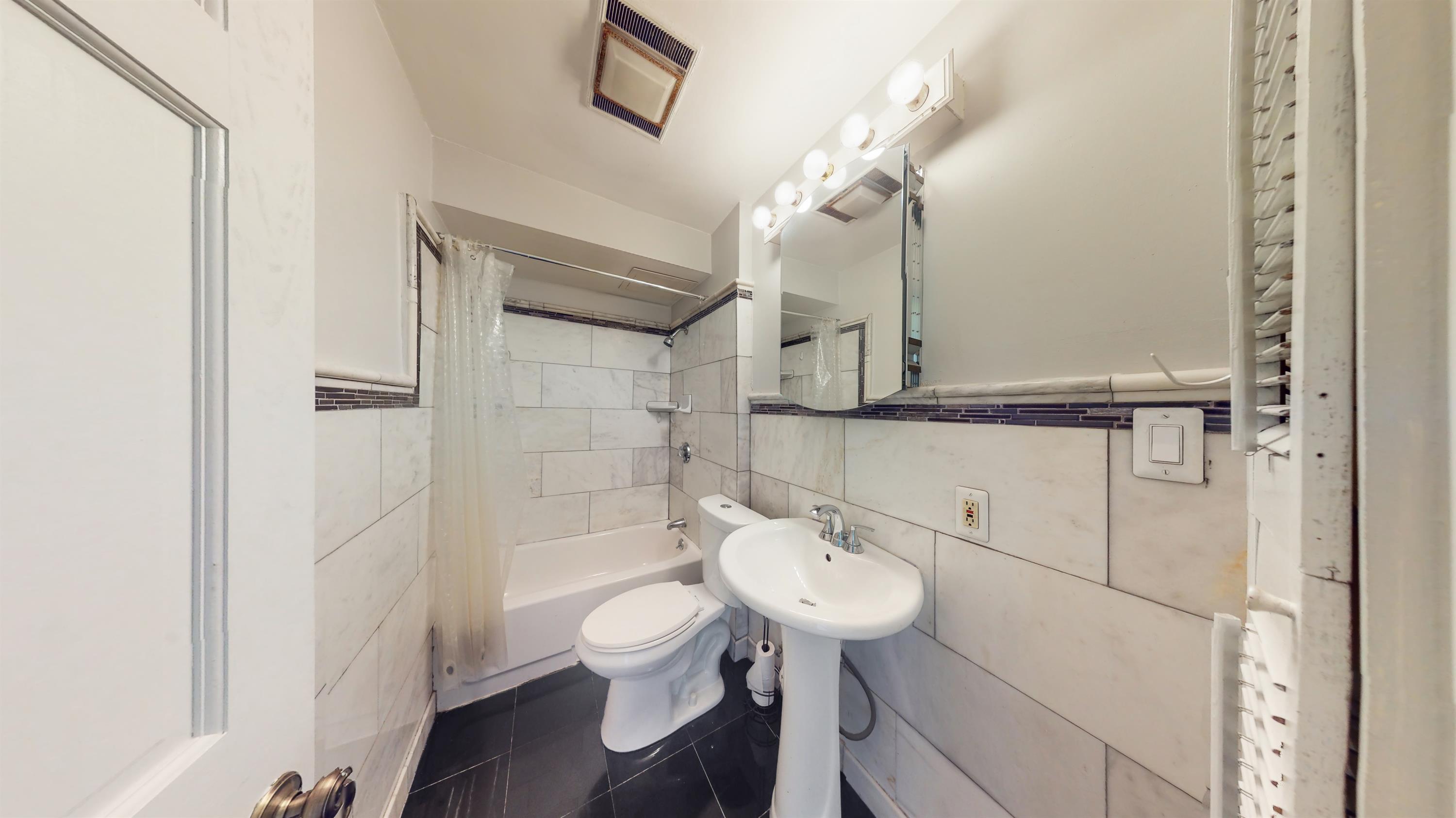 3 bed, 1 bath apartment for rent at 4 Mark St Unit 2, Jamaica Plain — photo 8 of 10