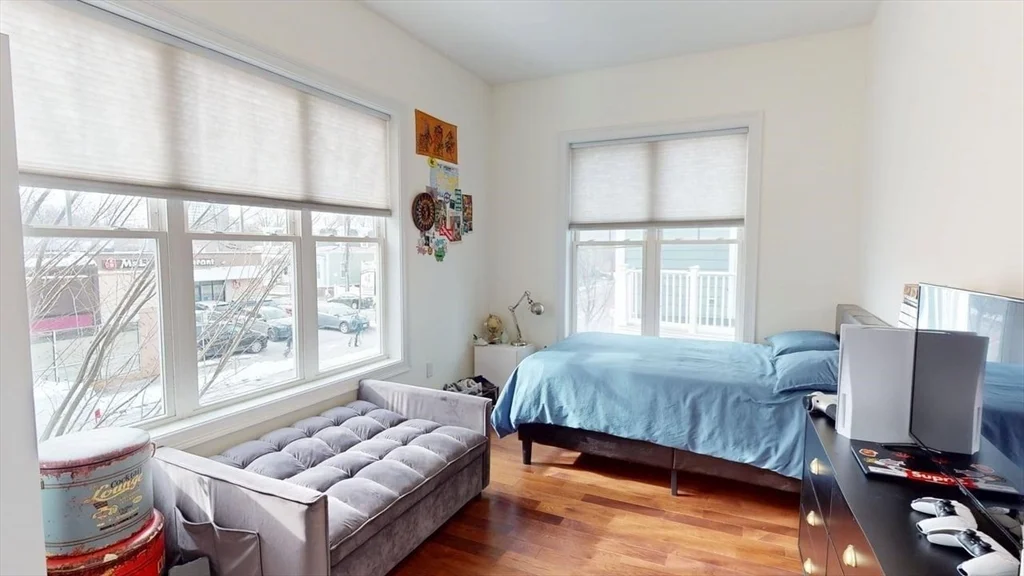 3 bed, 3 bath apartment for rent at 4 Market St Unit TH, Kendall Square — photo 16 of 22