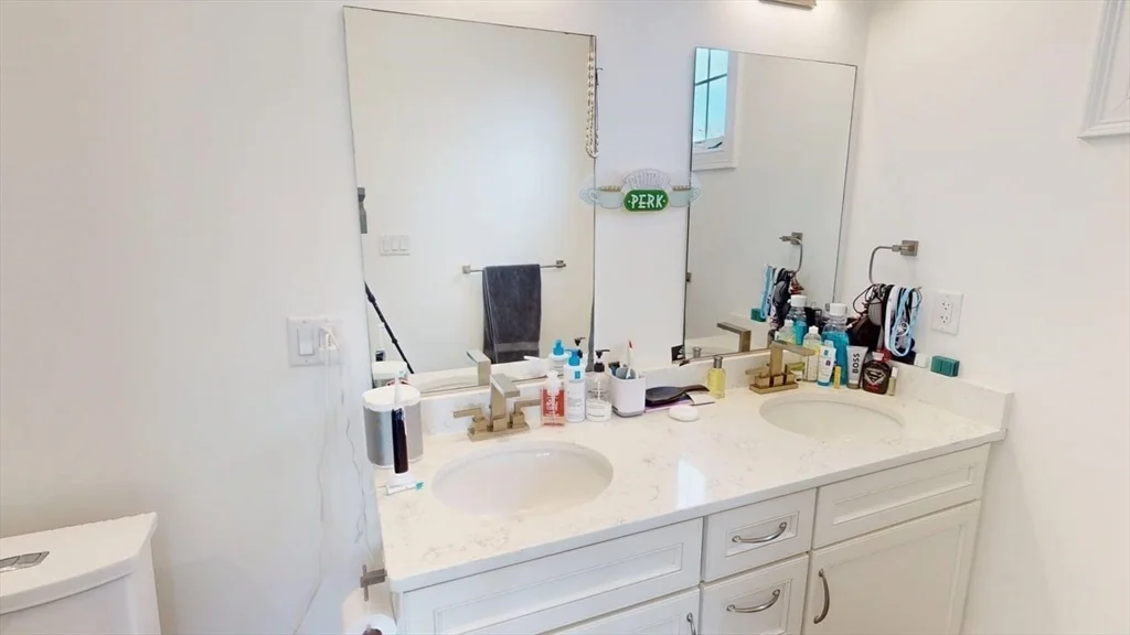 3 bed, 3 bath apartment for rent at 4 Market St Unit TH, Kendall Square — photo 12 of 22