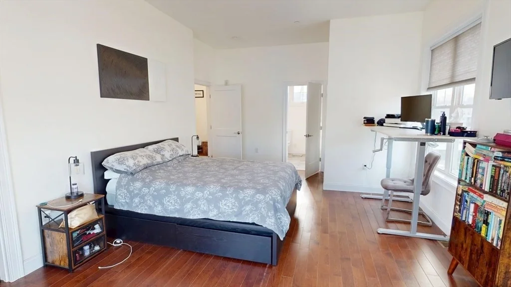 3 bed, 3 bath apartment for rent at 4 Market St Unit TH, Kendall Square — photo 8 of 22