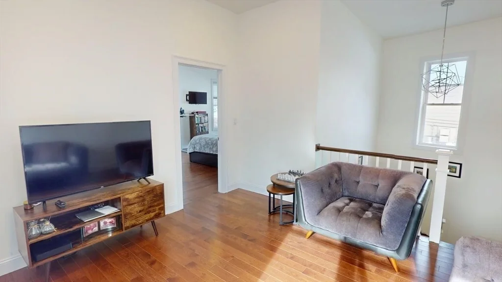 3 bed, 3 bath apartment for rent at 4 Market St Unit TH, Kendall Square — photo 6 of 22