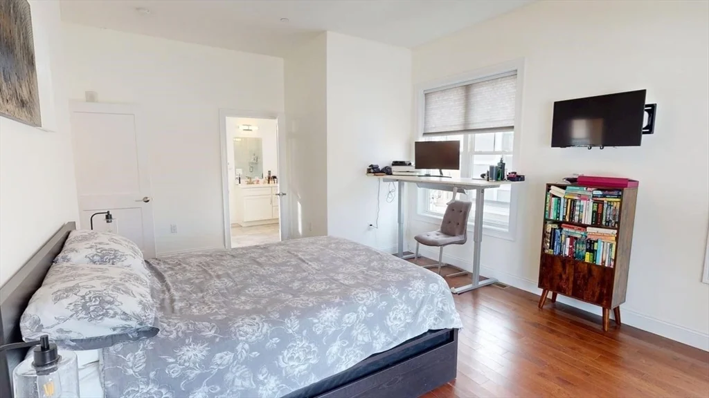3 bed, 3 bath apartment for rent at 4 Market St Unit TH, Kendall Square — photo 7 of 22