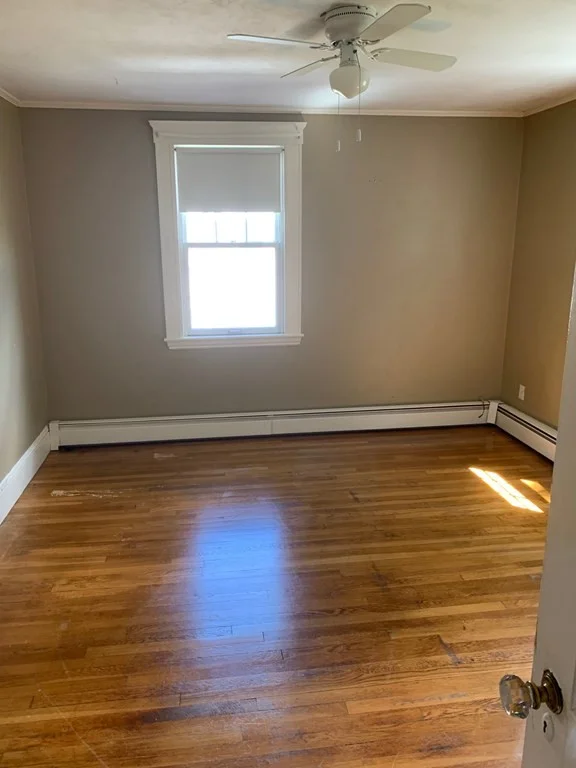 2 bed, 1 bath apartment for rent at 4 Martin St Unit 1, Marblehead — photo 9 of 13