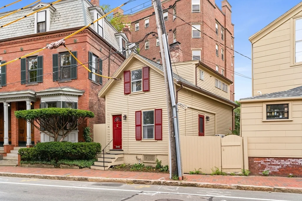 1 bed, 1 bath apartment for rent at 4 Mason St Unit 00, West Cambridge — photo 16 of 16