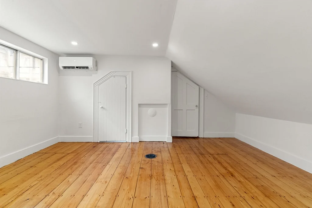 1 bed, 1 bath apartment for rent at 4 Mason St Unit 00, West Cambridge — photo 10 of 16