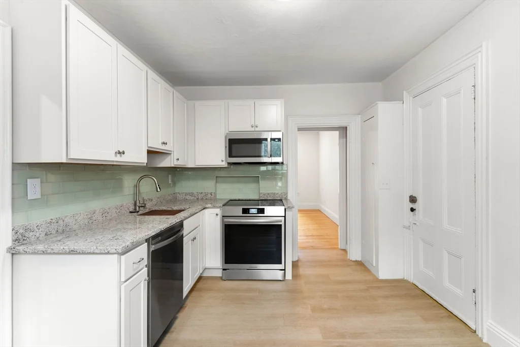 1 bed, 1 bath apartment for rent at 4 Mason St Unit 00, West Cambridge — photo 2 of 16