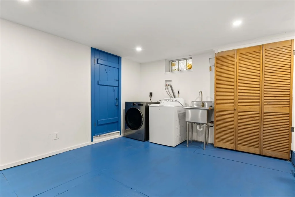 1 bed, 1 bath apartment for rent at 4 Mason St Unit 00, West Cambridge — photo 9 of 16