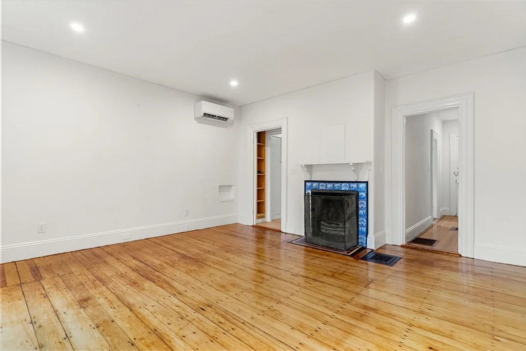 1 bed, 1 bath apartment for rent at 4 Mason St Unit 00, West Cambridge — photo 6 of 16