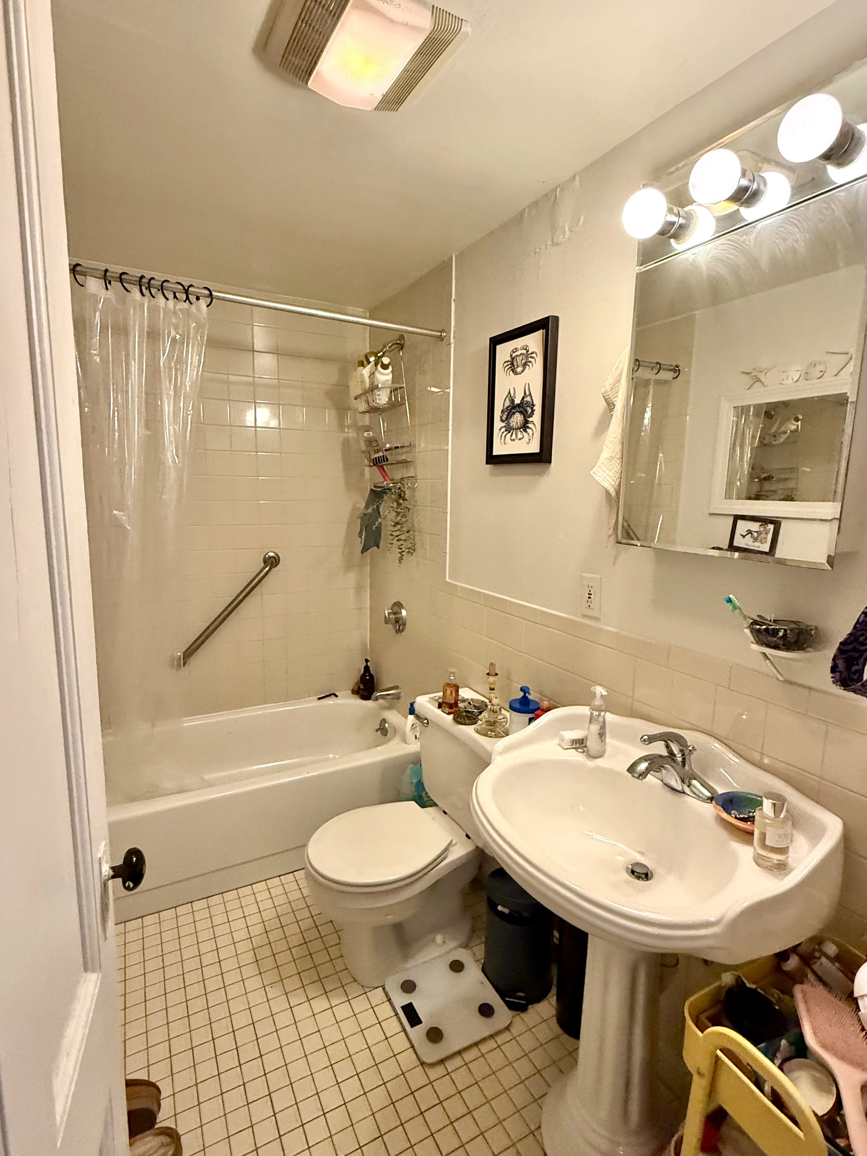 1 bed, 1 bath apartment for rent at 4 Mead St Unit 1A, Allston — photo 12 of 12