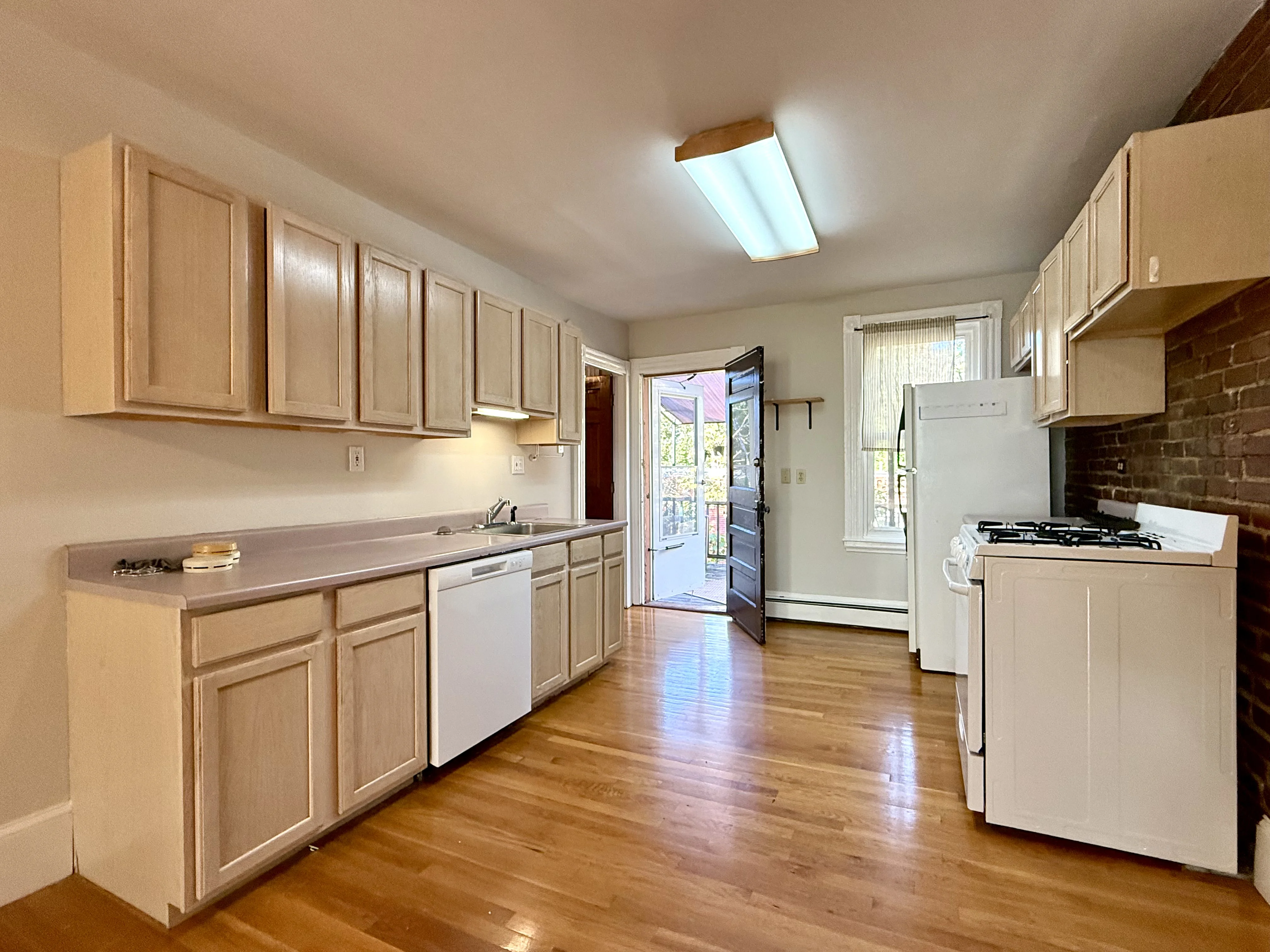 2 bed, 1 bath apartment for rent at 4 Mead St Unit 3A, Allston — photo 3 of 23
