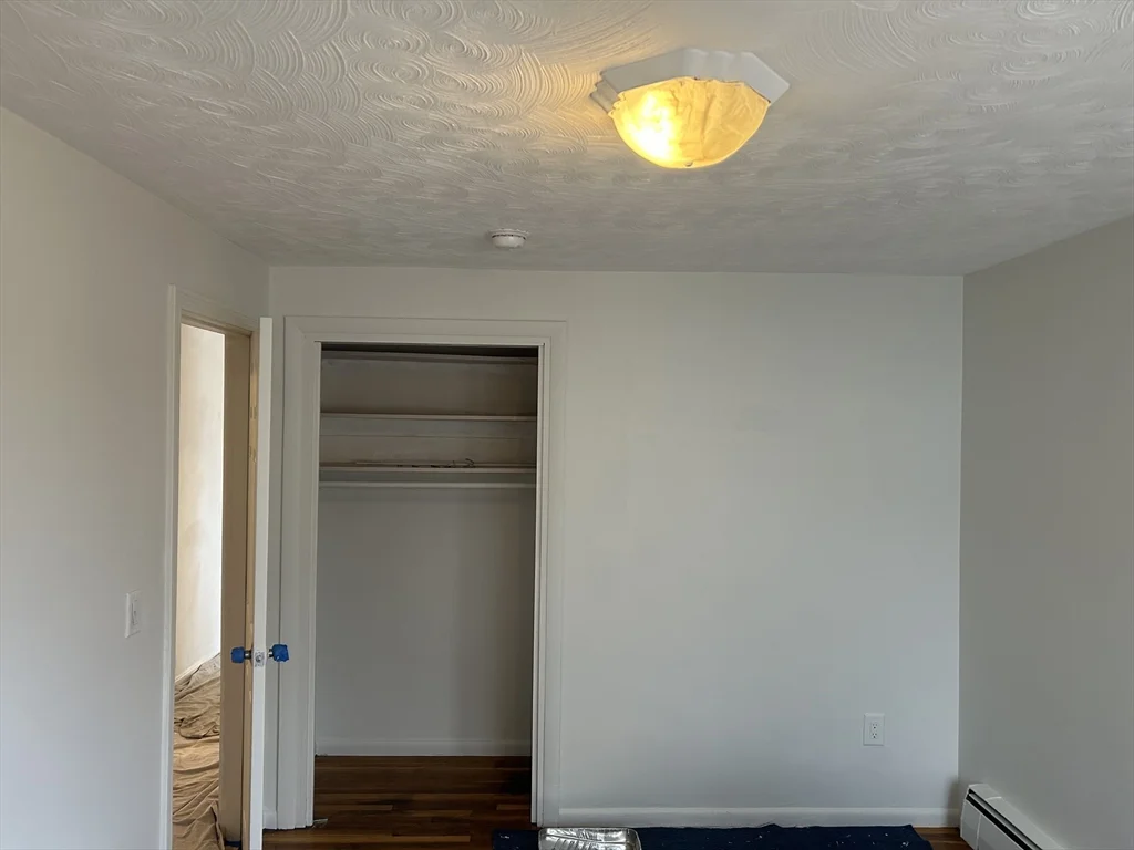 3 bed, 2 bath apartment for rent at 4 Meadowview Ln, Milford — photo 21 of 23