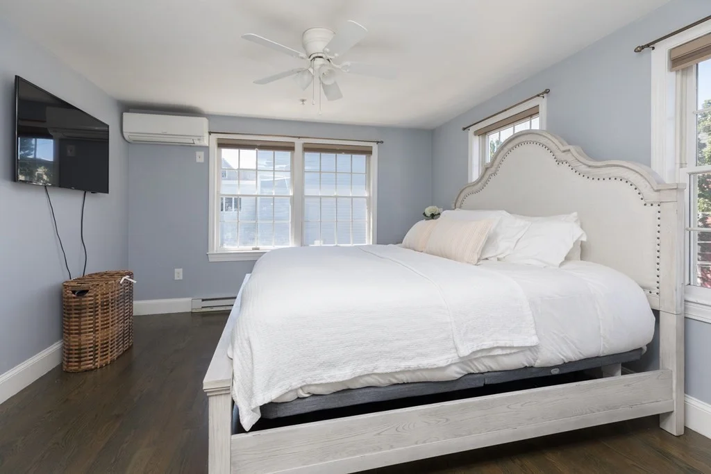 2 bed, 2 bath apartment for rent at 4 Mercer St Unit 4, South Boston — photo 5 of 13