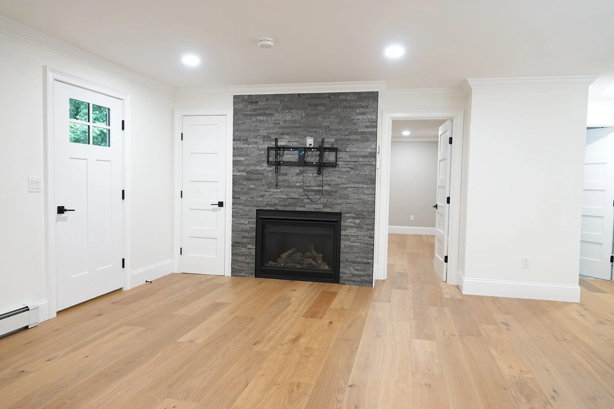 1 bed, 1 bath apartment for rent at 4 Mill Pond Rd Unit B, Burlington — photo 10 of 32