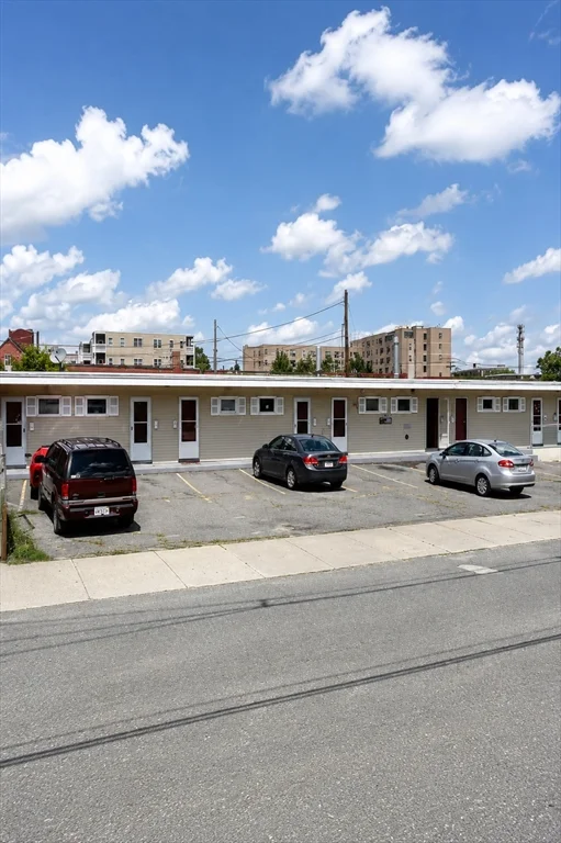 Studio bed, 1 bath apartment for rent at 4 Mill St Unit 5, Peabody — photo 6 of 6