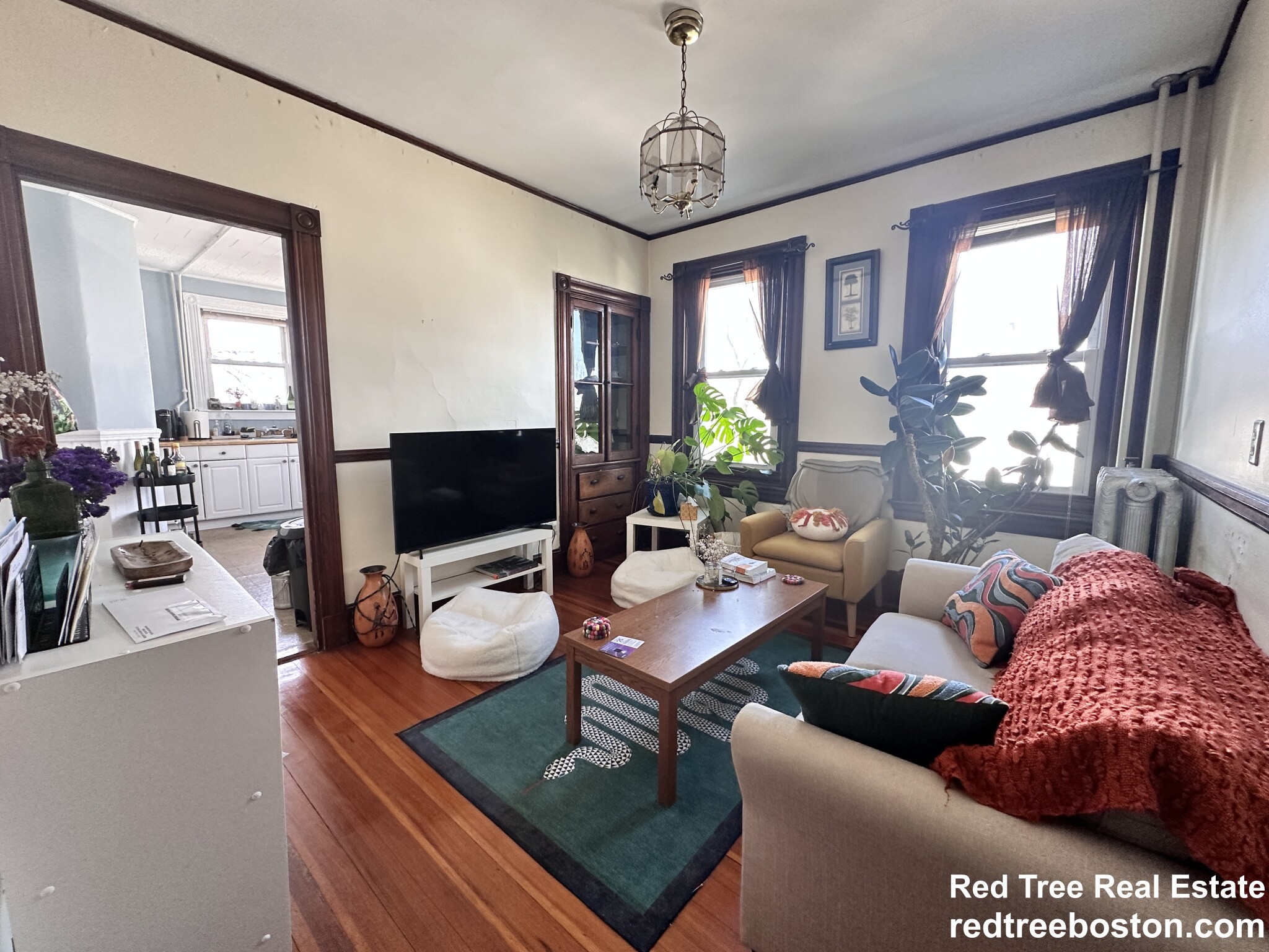 3 bed, 1 bath apartment for rent at 4 Montcalm Ave Unit 2, Brighton — photo 4 of 14