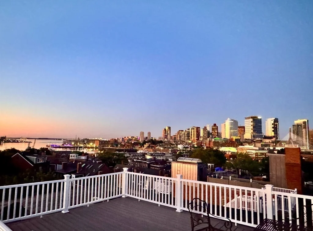 2 bed, 1 bath apartment for rent at 4 Monument Sq Unit PH, Charlestown