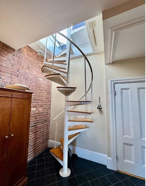 2 bed, 1 bath apartment for rent at 4 Monument Sq Unit PH, Charlestown — photo 19 of 20