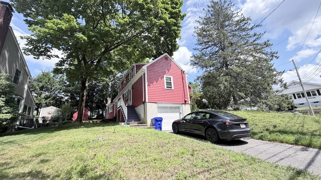 4 bed, 2 bath apartment for rent at 4 Mossdale Rd, Jamaica Plain — photo 19 of 19