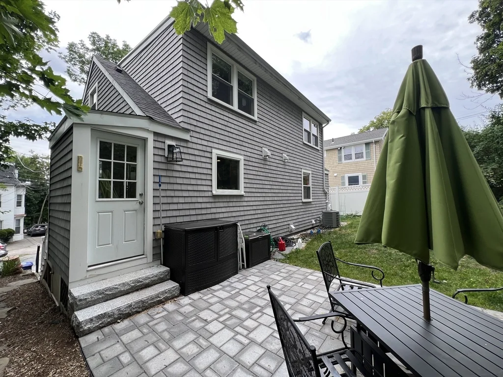 3 bed, 3 bath apartment for rent at 4 Mount Vernon, Brighton — photo 28 of 31