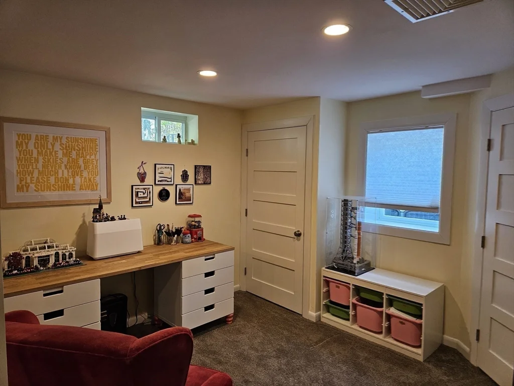 3 bed, 3 bath apartment for rent at 4 Mount Vernon, Brighton — photo 20 of 31
