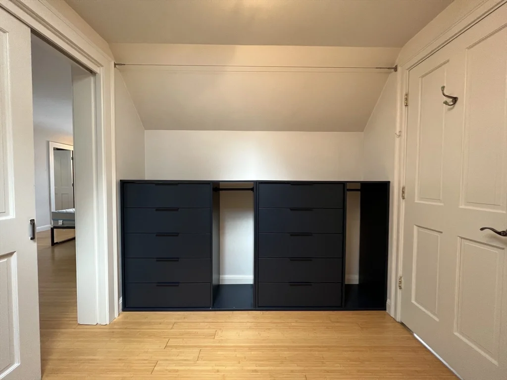4 bed, 3 bath apartment for rent at 4 Myrna Rd, North Lexington — photo 16 of 30