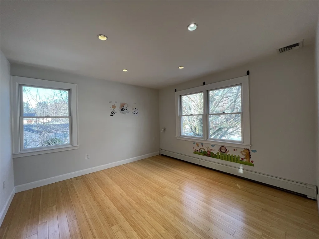 4 bed, 3 bath apartment for rent at 4 Myrna Rd, North Lexington — photo 18 of 30