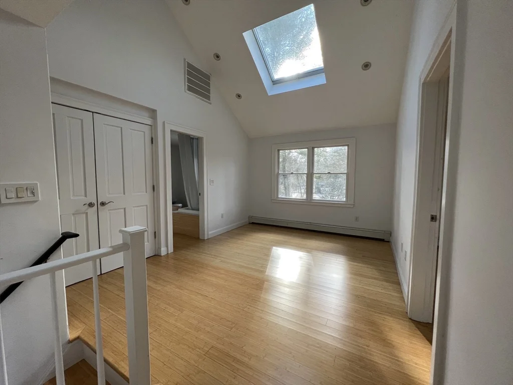 4 bed, 3 bath apartment for rent at 4 Myrna Rd, North Lexington — photo 9 of 30