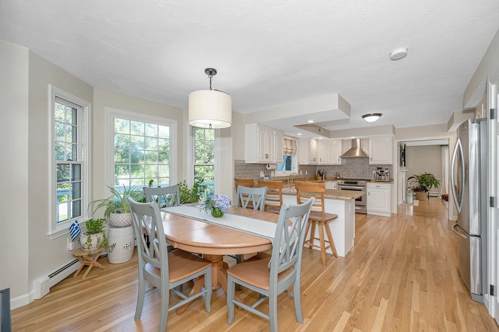 4 bed, 3 bath apartment for rent at 4 Nashoba Dr, Chelmsford — photo 10 of 42
