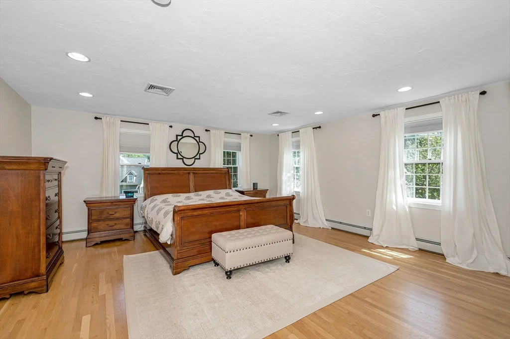 4 bed, 3 bath apartment for rent at 4 Nashoba Dr, Chelmsford — photo 28 of 42