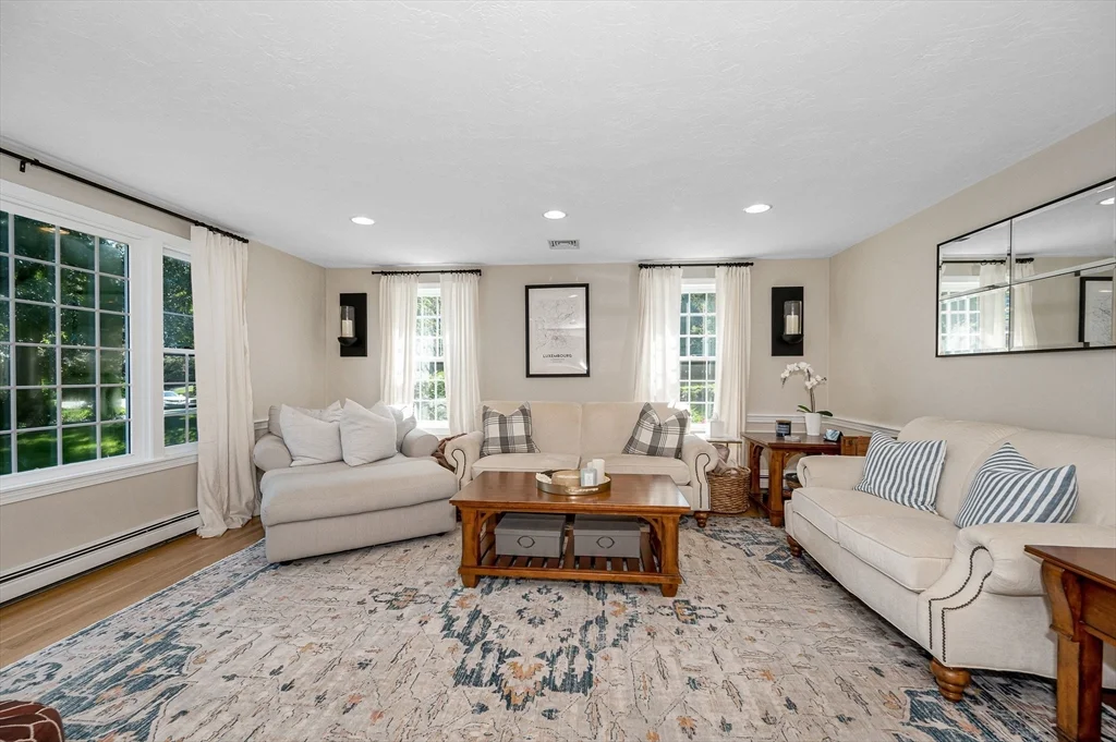 4 bed, 3 bath apartment for rent at 4 Nashoba Dr, Chelmsford — photo 14 of 42