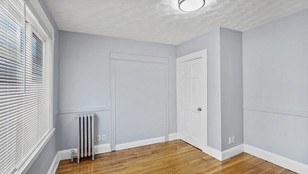 3 bed, 1 bath apartment for rent at 4 Navillus Ter Unit 3, Dorchester — photo 8 of 15