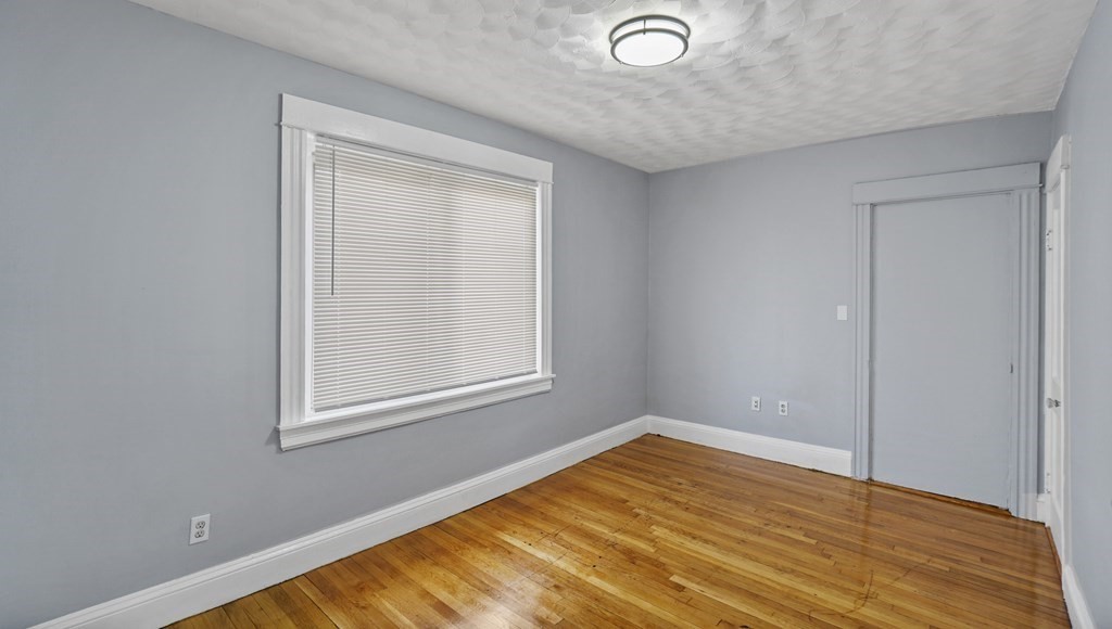 3 bed, 1 bath apartment for rent at 4 Navillus Ter Unit 3, Dorchester — photo 11 of 15