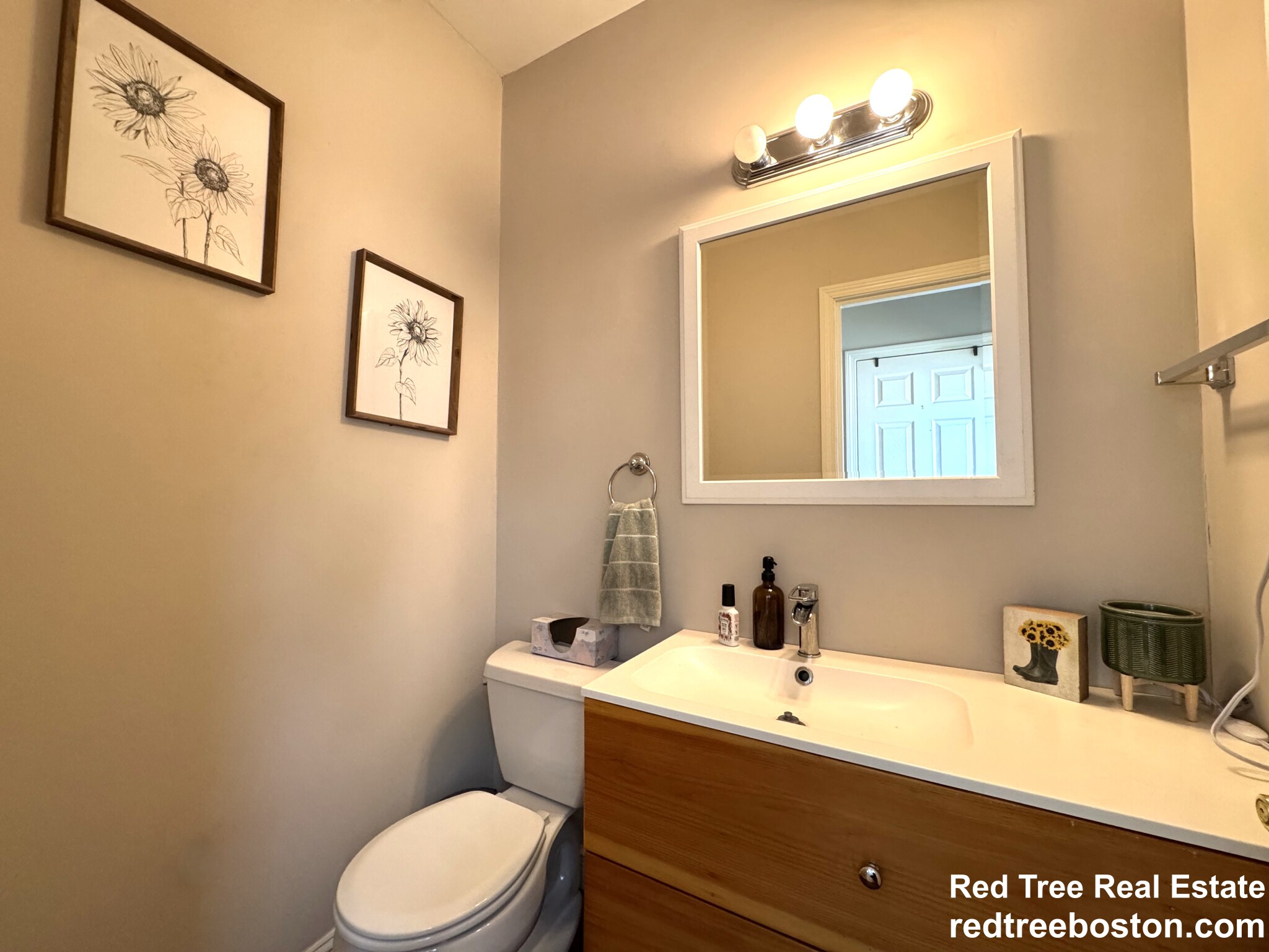 3 bed, 2.5 bath apartment for rent at 4 North Crescent Circuit Unit 1, Brighton — photo 6 of 25