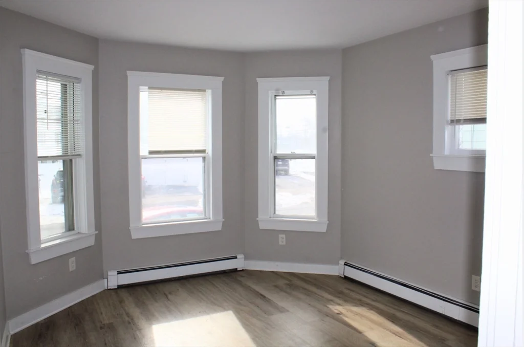 2 bed, 1 bath apartment for rent at 4 Northend St Unit 1, Peabody — photo 4 of 13