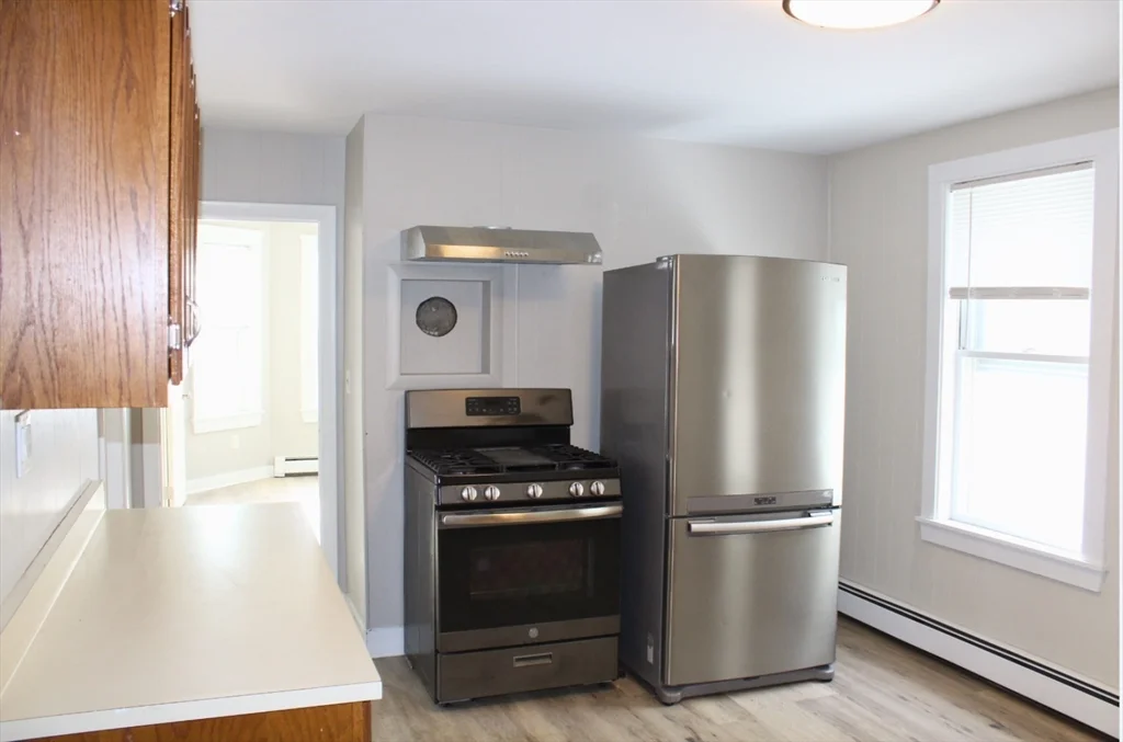 2 bed, 1 bath apartment for rent at 4 Northend St Unit 1, Peabody — photo 2 of 13